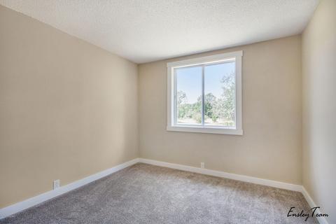 11185 S Walnut Ave, Grant, MI 49327 photo 20