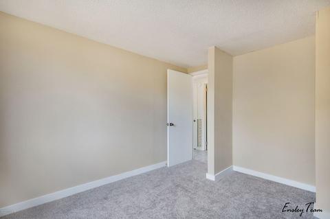 11185 S Walnut Ave, Grant, MI 49327 photo 19