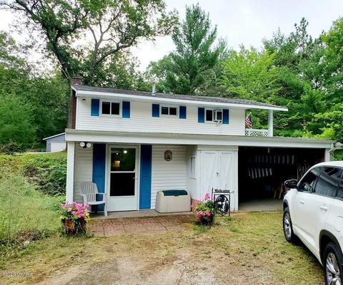 2163 Eilers Dr, Whitehall, MI 49461 photo 5