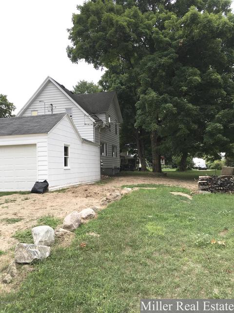 175 Cherry St, Freeport, MI 49325 photo 8