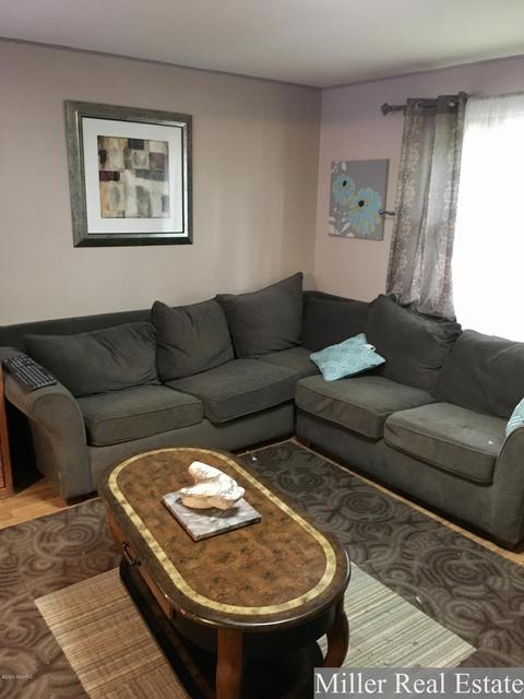 175 Cherry St, Freeport, MI 49325 photo 13