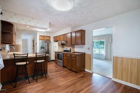 514 N Drive Dr E, Marshall, MI 49068 photo 16