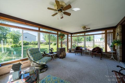 84 E Commerce St, Grant, MI 49327 photo 23