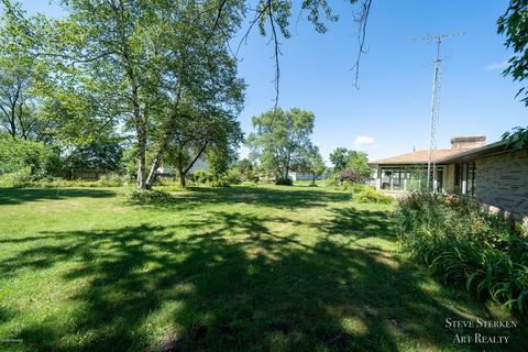 84 E Commerce St, Grant, MI 49327 photo 41