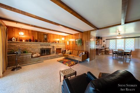 84 E Commerce St, Grant, MI 49327 photo 17
