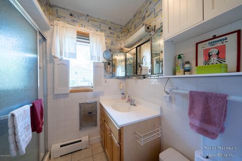 84 E Commerce St, Grant, MI 49327 photo 33