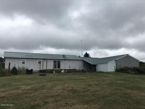 3640 50th Ave, Sears, MI 49679 photo 2