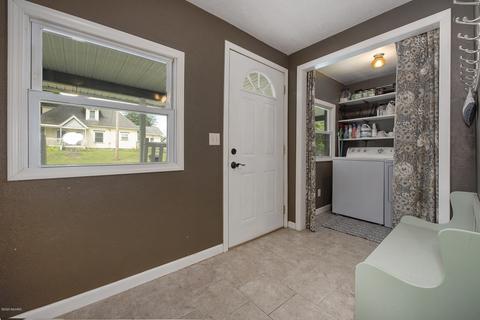 157 Maple St, Freeport, MI 49325 photo 3