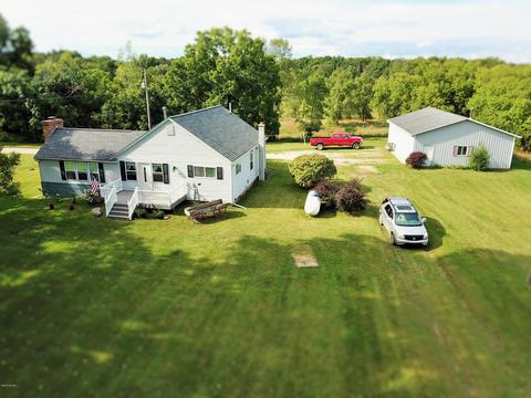 10119 Jones Rd, Bellevue, MI 49021 photo 12