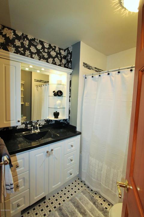 10119 Jones Rd, Bellevue, MI 49021 photo 22
