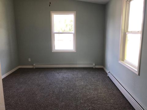 207 E Isabelle St, Belding, MI 48809 photo 9