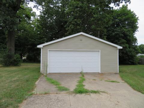 435 Sixth Ave, Three Rivers, MI 49093 photo 2