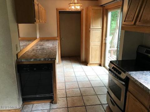 18783 Burnham Dr, Arcadia, MI 49613 photo 23