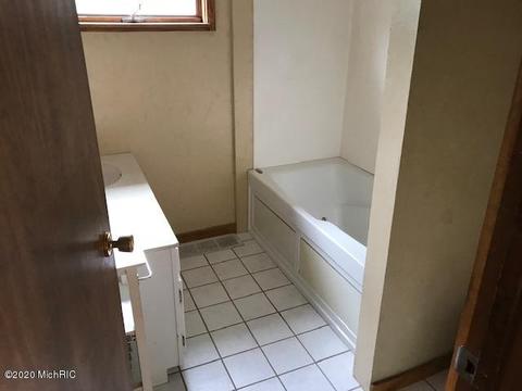 18783 Burnham Dr, Arcadia, MI 49613 photo 33