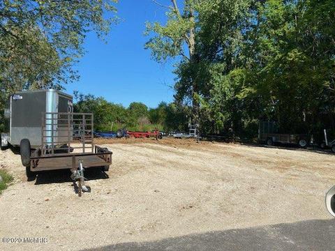 10529 Pine Beach Dr, Plainwell, MI 49080 photo 36