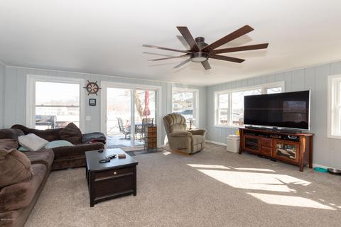 10529 Pine Beach Dr, Plainwell, MI 49080 photo 7