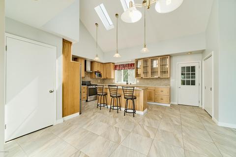 596 Harvard Ln, Manistee, MI 49660 photo 13