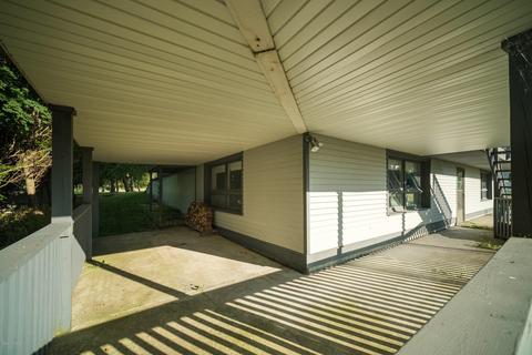 596 Harvard Ln, Manistee, MI 49660 photo 65