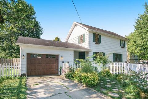 108 Cherry St, Three Oaks, MI 49128 photo 1