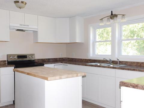 519 6th St, Plainwell, MI 49080 photo 5