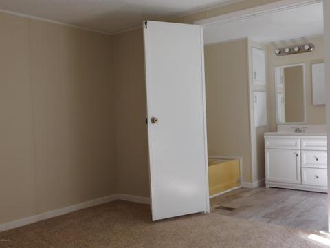 519 6th St, Plainwell, MI 49080 photo 22