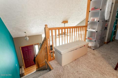 228 Circle Dr, Marshall, MI 49068 photo 9