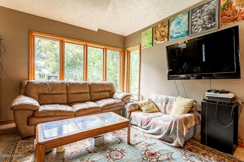 228 Circle Dr, Marshall, MI 49068 photo 20