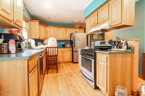 228 Circle Dr, Marshall, MI 49068 photo 5