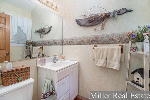 11379 Stagecoach Dr, Dowling, MI 49050 photo 14