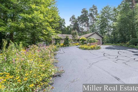 11379 Stagecoach Dr, Dowling, MI 49050 photo 29