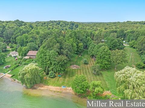 11379 Stagecoach Dr, Dowling, MI 49050 photo 28