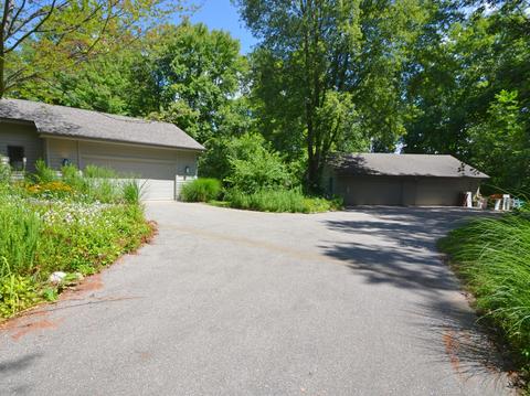 7683 Knapp St NE, Ada, MI 49301 photo 4