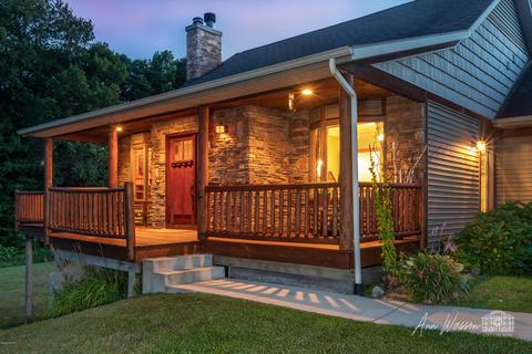 4825 Ashley Ave NE, Belding, MI 48809 photo 1