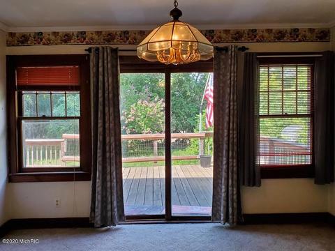 832 W Green St, Marshall, MI 49068 photo 10