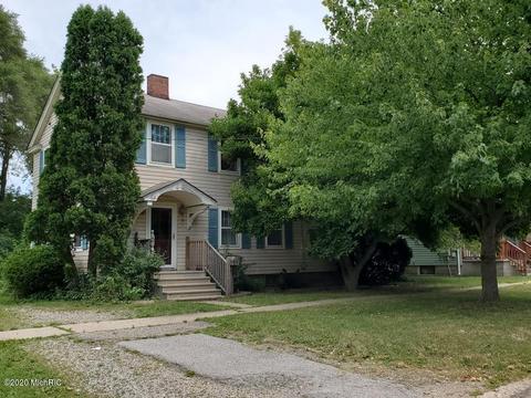 832 W Green St, Marshall, MI 49068 photo 1