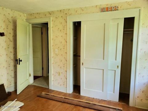 832 W Green St, Marshall, MI 49068 photo 24