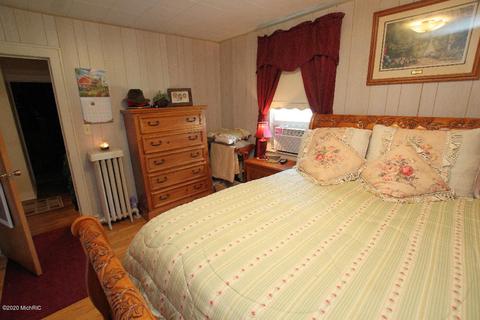 2345 S Elm Ave, White Cloud, MI 49349 photo 15