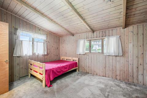 105 S Stocking St, Belding, MI 48809 photo 17