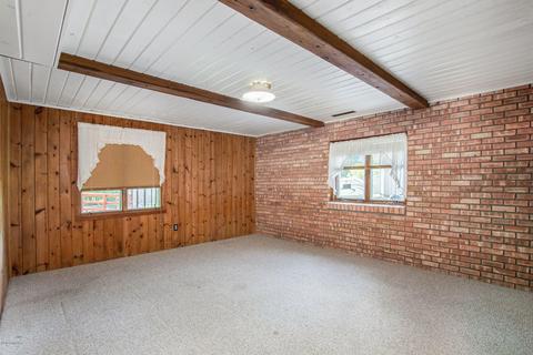 105 S Stocking St, Belding, MI 48809 photo 20