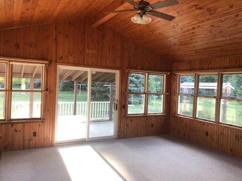 410 Maple St, Edmore, MI 48829 photo 13