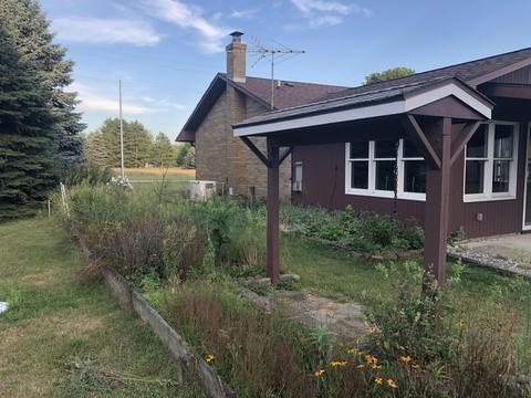 410 Maple St, Edmore, MI 48829 photo 25