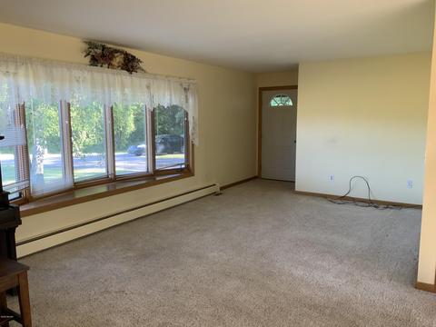 12410 S Willow Ave, Grant, MI 49327 photo 21