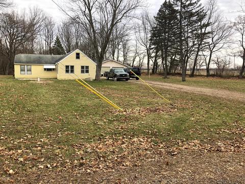 435 Cedar St, Marshall, MI 49068 photo 1