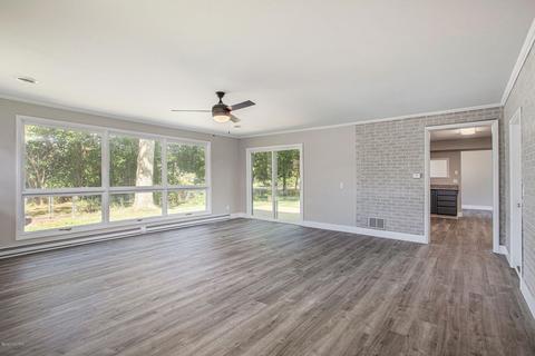 229 N Sunset St, Plainwell, MI 49080 photo 7