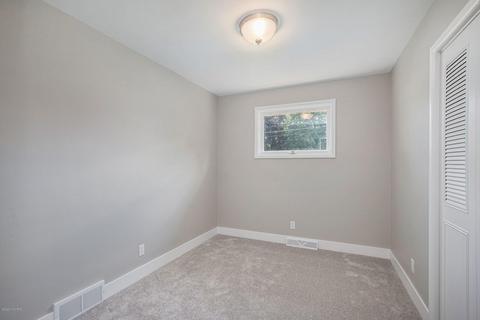 229 N Sunset St, Plainwell, MI 49080 photo 12