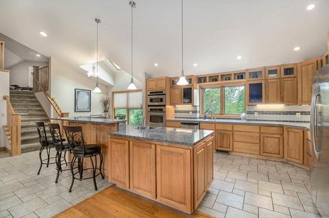 413 Riverview Dr, Plainwell, MI 49080 photo 9