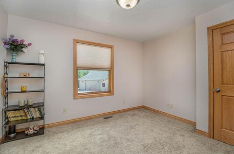 413 Riverview Dr, Plainwell, MI 49080 photo 14