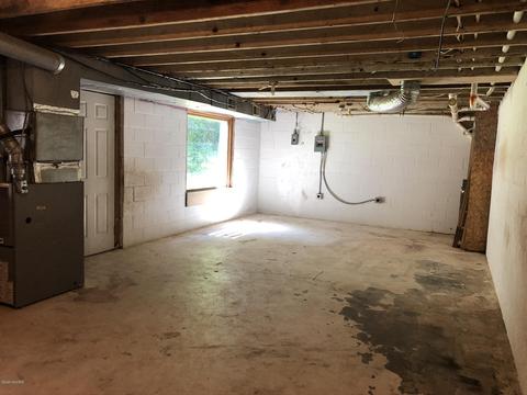 3955 Lily Ct, Dorr, MI 49323 photo 17