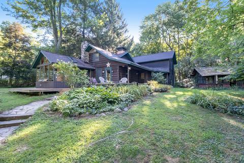 9590 Douglas Ave, Plainwell, MI 49080 photo 3