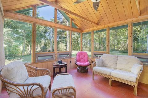 9590 Douglas Ave, Plainwell, MI 49080 photo 4